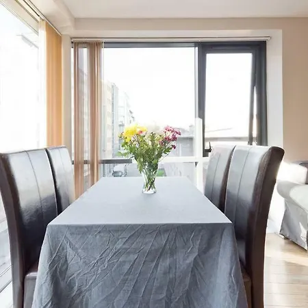 Liberty Corner - Modern Central Apartment
