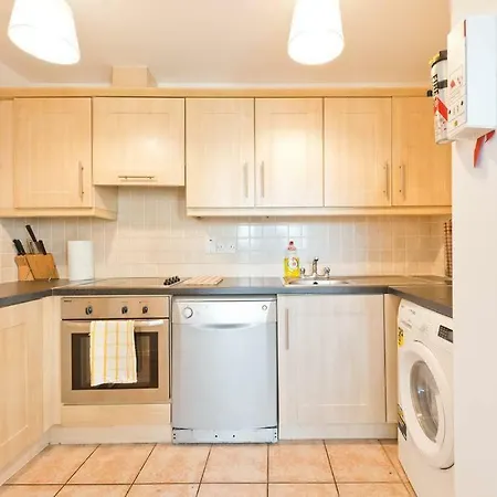 Liberty Corner - Modern Central Apartment